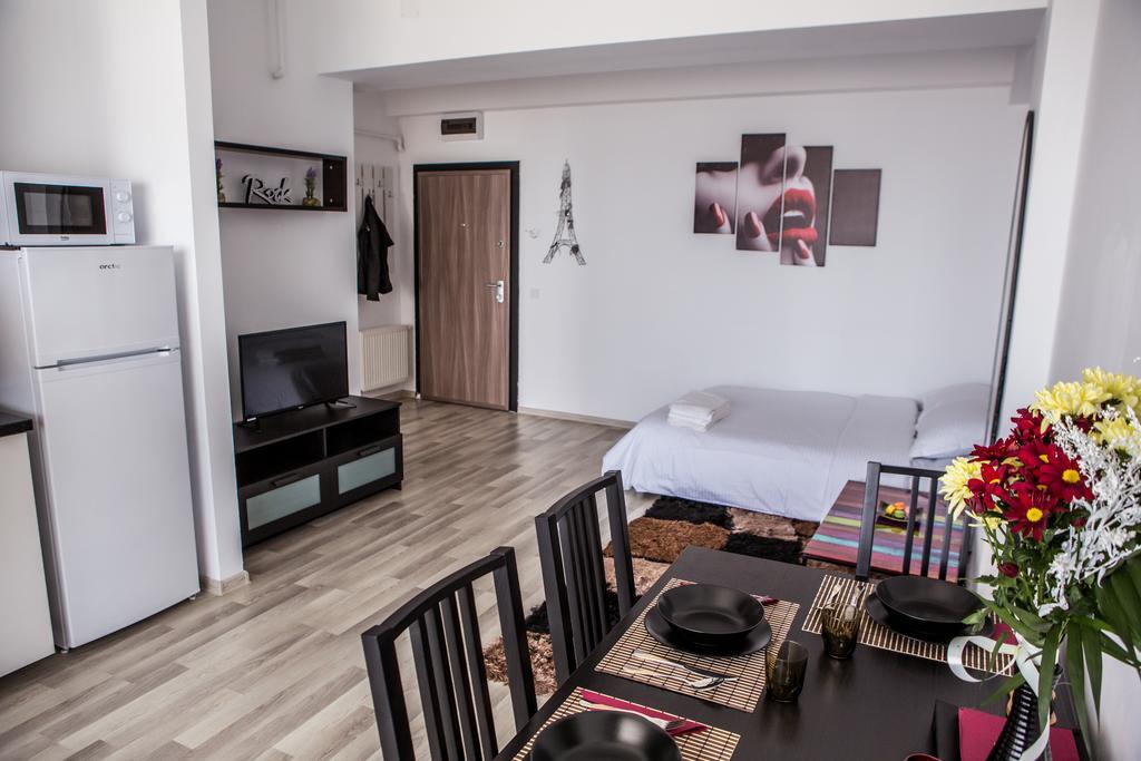 Oasis By The Sea - Summerland Apartment Mamaia Exterior photo